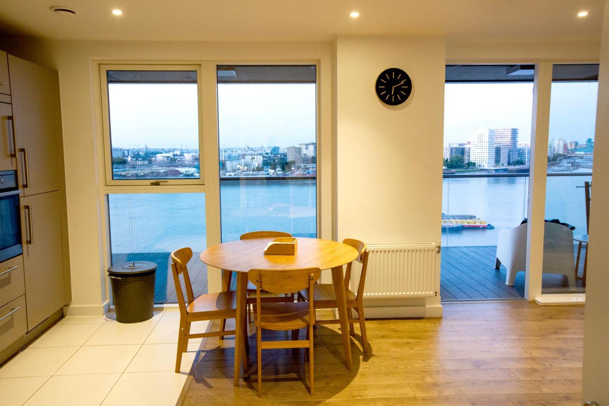 Waterfront- London Greenwich O2 Arena 2 Bed Flat Buitenkant foto