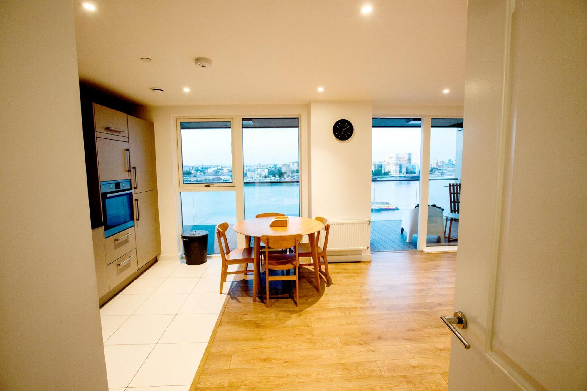 Waterfront- London Greenwich O2 Arena 2 Bed Flat Buitenkant foto